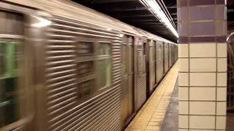 R32 C train at Euclid Avenue