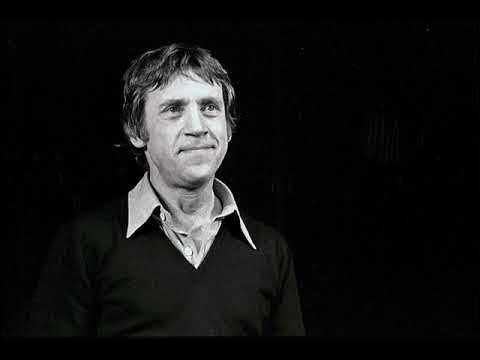 Офис фрилансера мем. Ричард спектакль русский драм. Группа пм 2013. Pm video. Концерт авторадио в москве 2023.