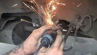 Rear Struts on a 1995 Toyota Corolla