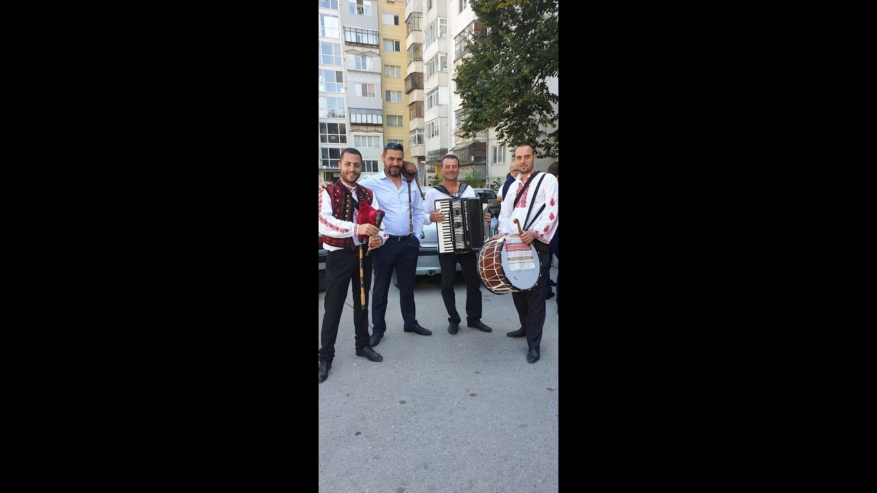 Извеждане на булка гр. Варна / 2 гайди  , акордеон и тъпан на живо