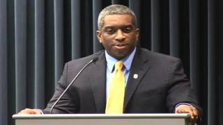 Minimum Wage Bill Signing 12 17 13