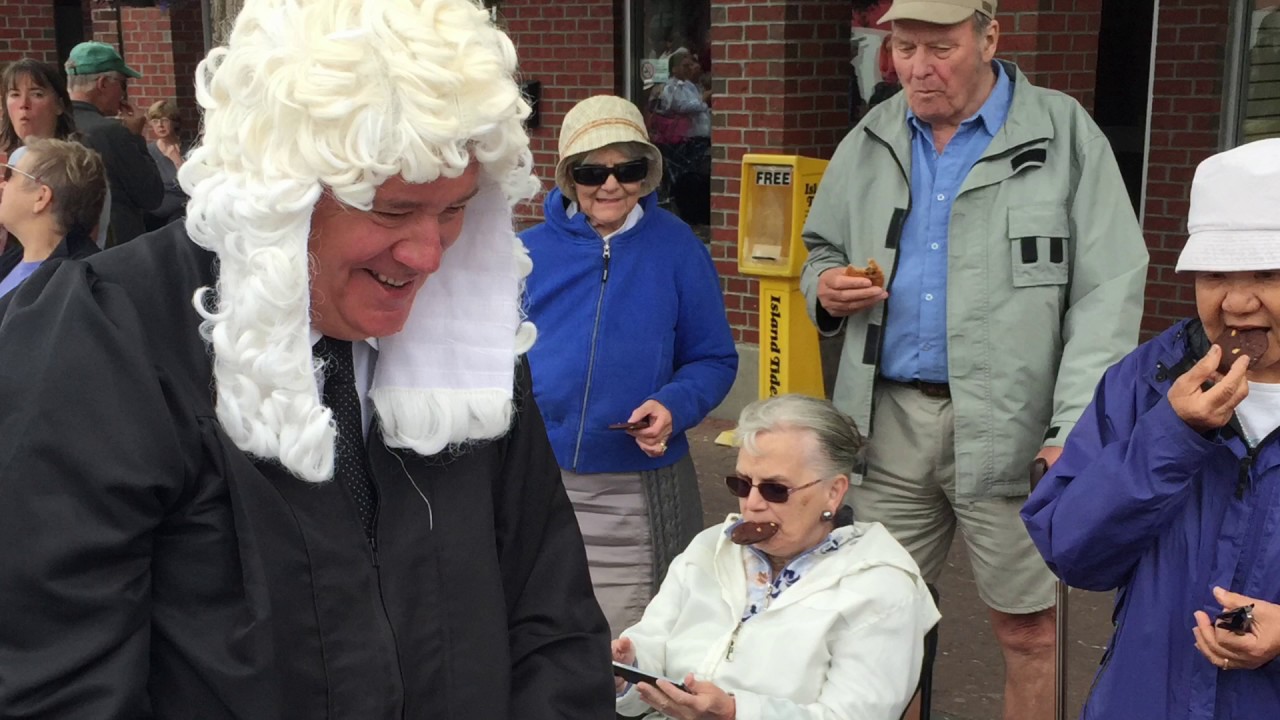 100.3 The Q's Bed Races on Beacon promo video