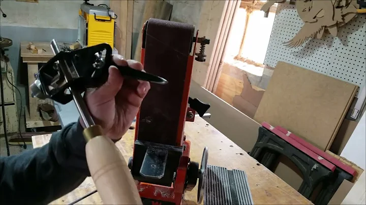 I Sharpen My Bowl Gouge With A Bench Sander!