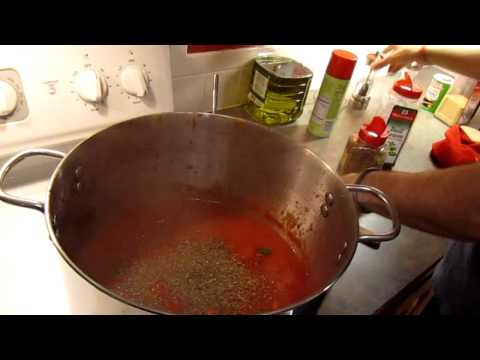 Spaghetti Sauce & Meatballs Part 2 of 2 : Step by Step details! HD