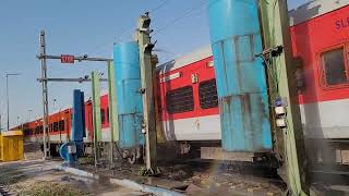 Automatic Rail Coach Washing System |  ऐसे की जाती है भारतीय रेल के डब्बों की धुलाई  Indian Railways