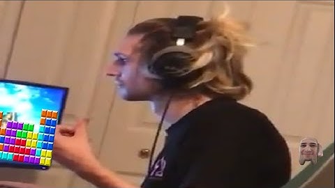 xQc Reacts to Average Tetris Player