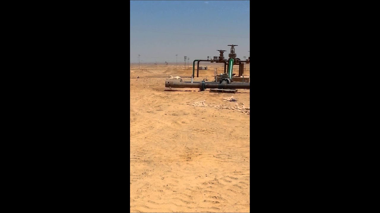 Cleaning 8" pipeline with steel brush pig