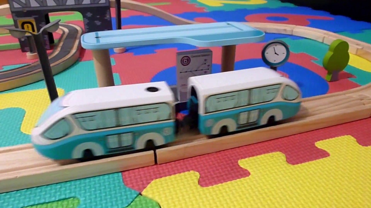 Circuito De Tren Eléctrico Flexible 3D – Coche Motorizado Desafía La Gravedad Con Rampas, Curvas Y Bucles – Juguete STEM Para Niños De 3 A 8 Años