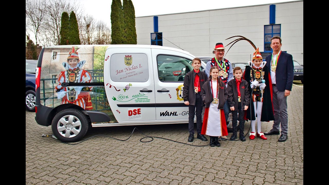 WAHL-GROUP | Fahrzeugübergabe an Jan Niclas I. Kinderprinz der Stadt Düren