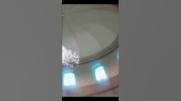 gerçek bir melek camide namaz kılıyor
