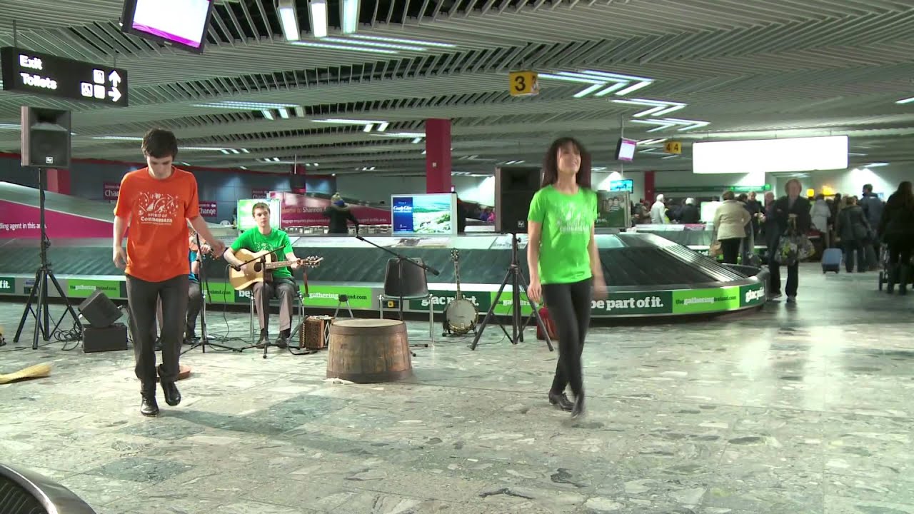 Dawn Sean-Nos dancing at Shannon Airport