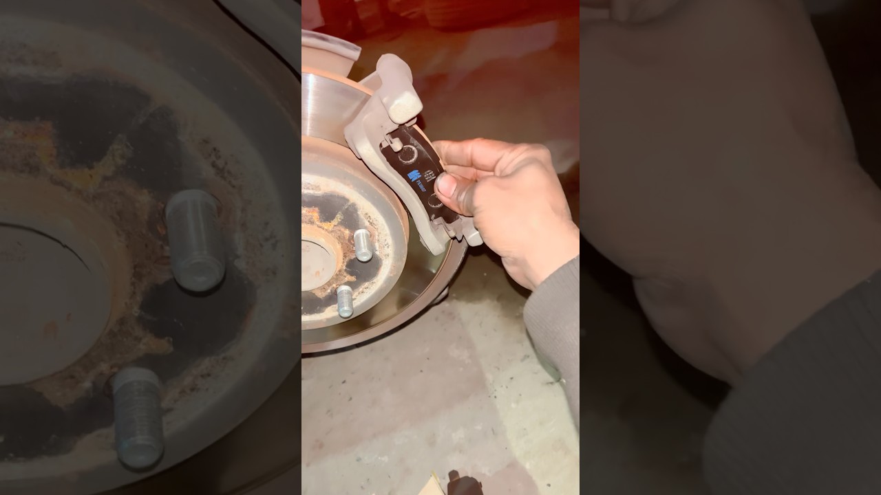 How to Rear Wheel Brake Disc & Brake Pad Change Karein | Brake Fail Risk Khatam 