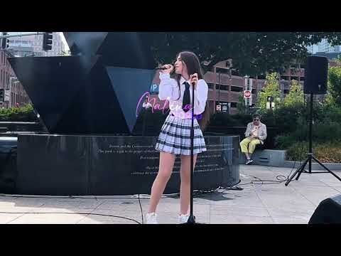 Maléna Sings Qami Qami in Boston (USA)