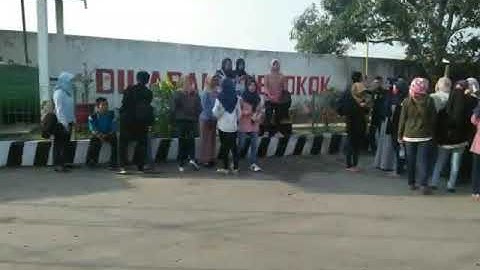 UNISS FEB Kendal berbagi