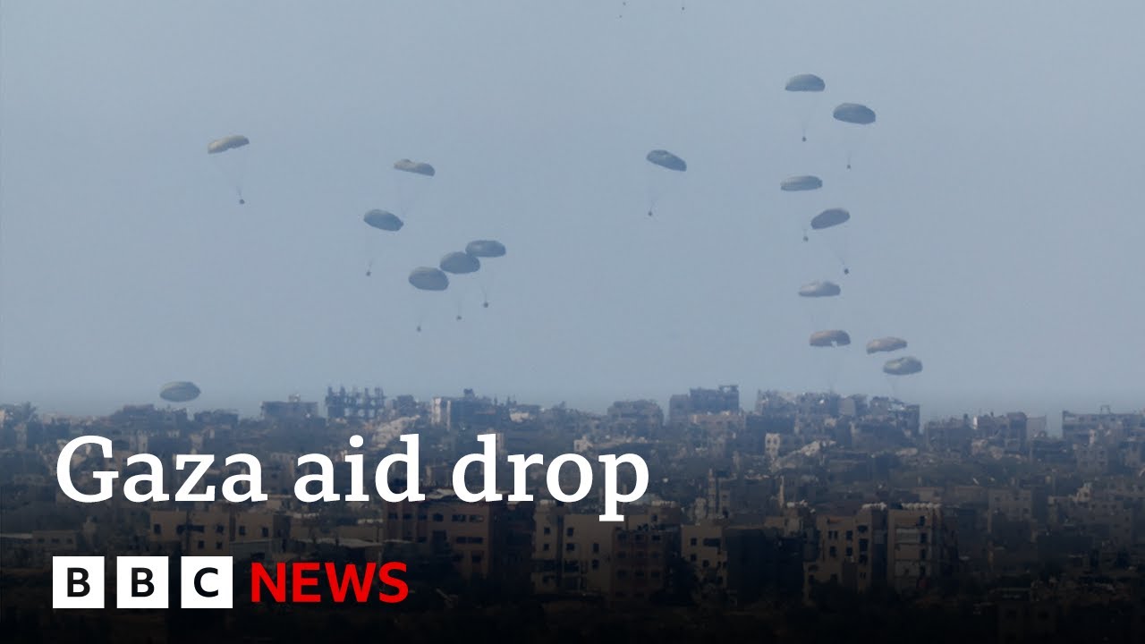 ⁣Gazans watch the skies to spot planes dropping US aid | BBC News