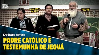 Debate entre padre católico e testemunhas de Jeovah