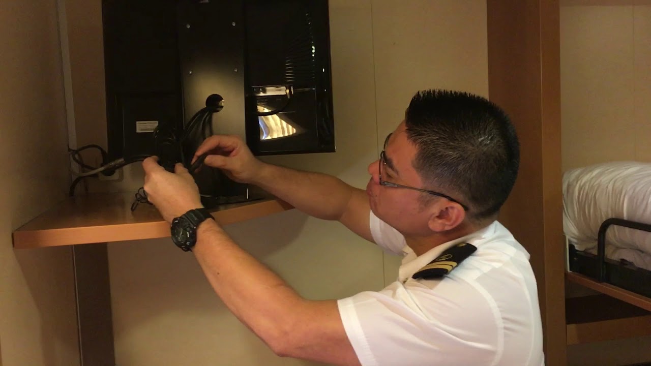 Spy Camera and Transmitter in Carnival Fantasy Cabin U160 pic