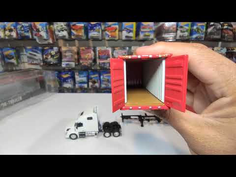 Die-Cast Promotions Volvo VNL 670/630 - Bonus Nissan