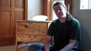 SUPER EASY Composting Toilet Sawdust/Bucket Rig for Boats/Cabins/Tiny House More ideas and concepts from Derek "Deek" Diedricksen