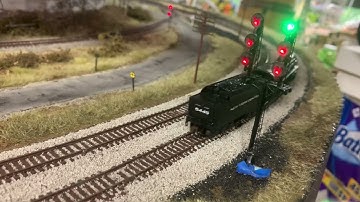 Showcase Miniatures Tri-light signal test with Logic Rail Signal Animator in N Scale