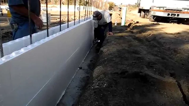 Fox Blocks project how to level first courses of Insulated Concrete Forms