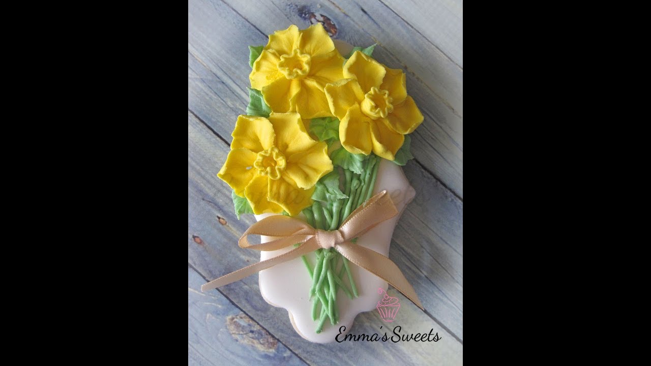 How to Make Royal Icing Daffodils by Emma's Sweets YouTube