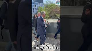 Berlin’de Şok Protesto! Rıza Pehlevi’ye Boya Atıldı 🎥