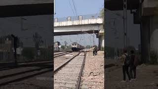 Sachkhand Express Skipping Sonipat Junction At 110kmph railways travelwithrahul