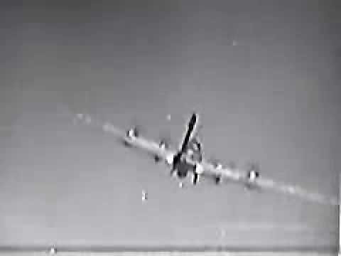 Luftwaffe Gun Camera: B-17 Attacked