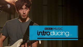 Alfie Templeman - Like An Animal (BBC Music Introducing session) chords