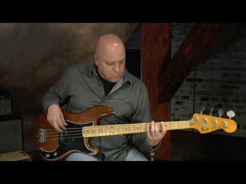 fender-precision-bass-from-1976-in-mocha-presented-by-vintage-guitar-oldenburg