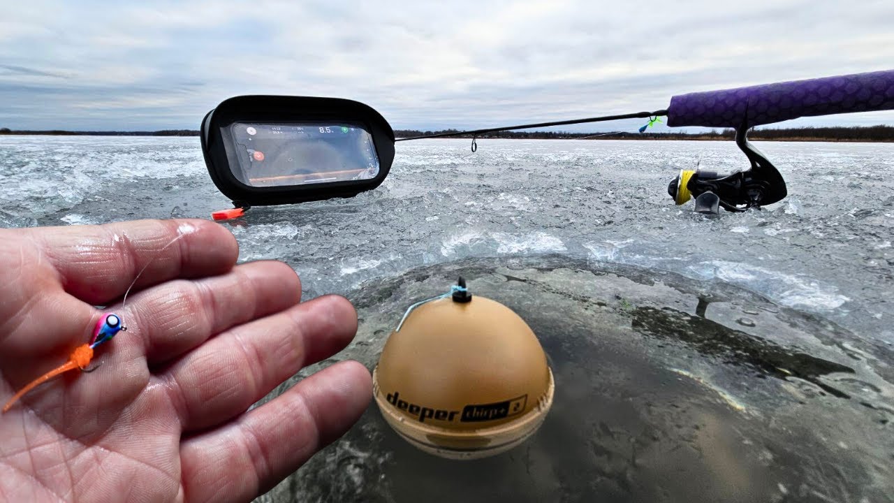 Ice Fishing Thin Ice with the Deeper Chirp 2+ and @TaroMurata 