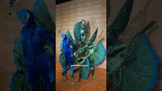 Heidi Klum dresses up as a giant peacock for her annual Halloween party 🎃🦚