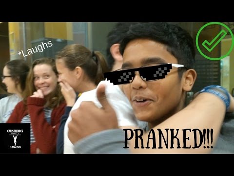 iphone-birthday-present-prank!!!