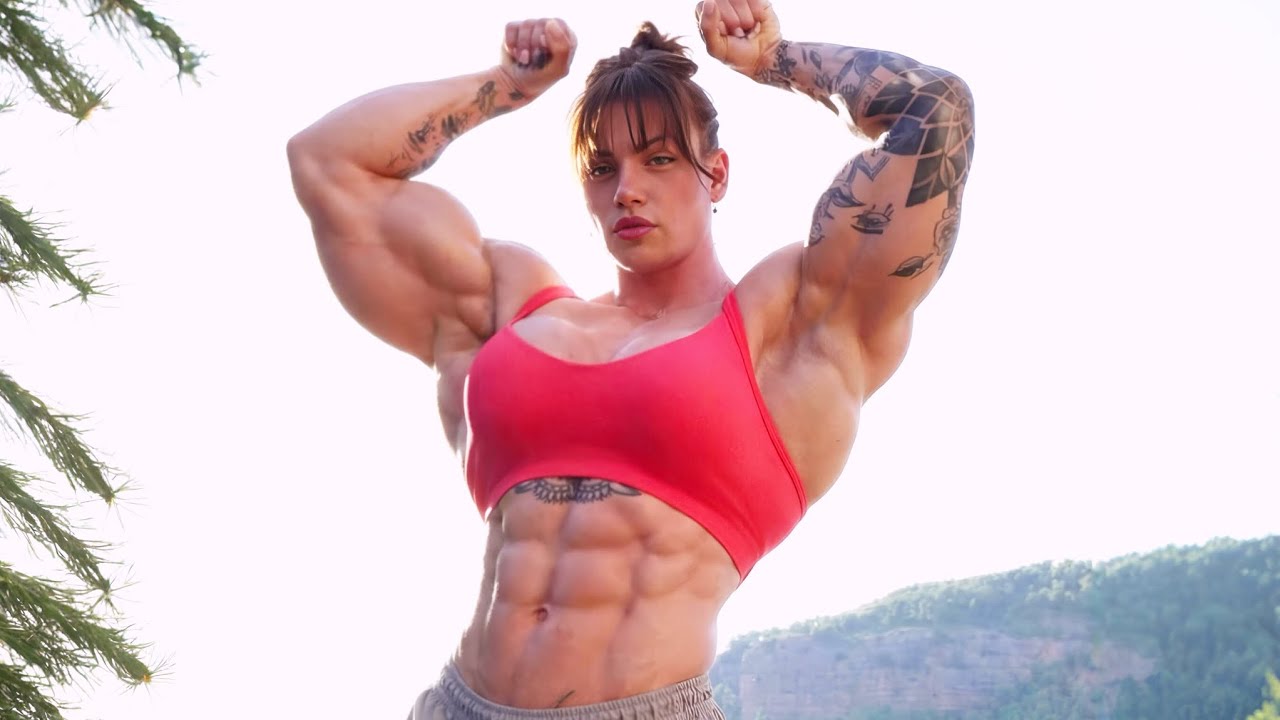 Vera Schroeder – Strong, Confident & Unstoppable Female Bodybuilder 