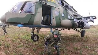 Высадка десанта и доставка гуманитарного груза вертолетами ЦВО на учении «Нерушимое братство-2020»