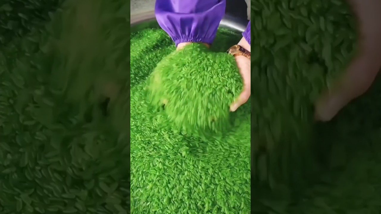 See how fake rice is made in a factory. || 