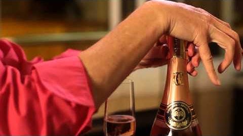 Domaine Carneros: How to Preserve a Bottle of Sparkling Wine