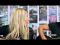 Holly Williams Performs 'Drinkin' - Acoustic