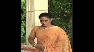 Actress Kowshalya And Devipriya Saree Navel In One Screen