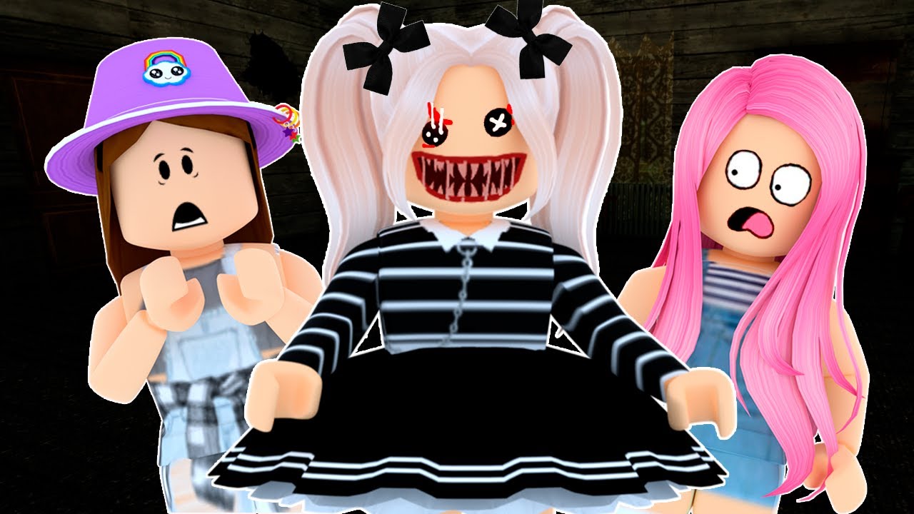 pessoas maquiando a boneca do roblox｜Pesquisa do TikTok