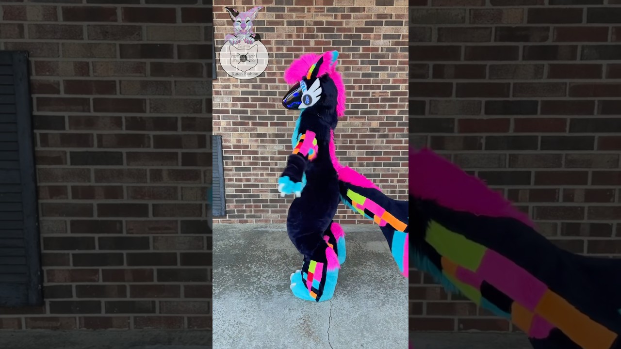 How was PIXEL’s dancing? #furry #fursuit #protogen