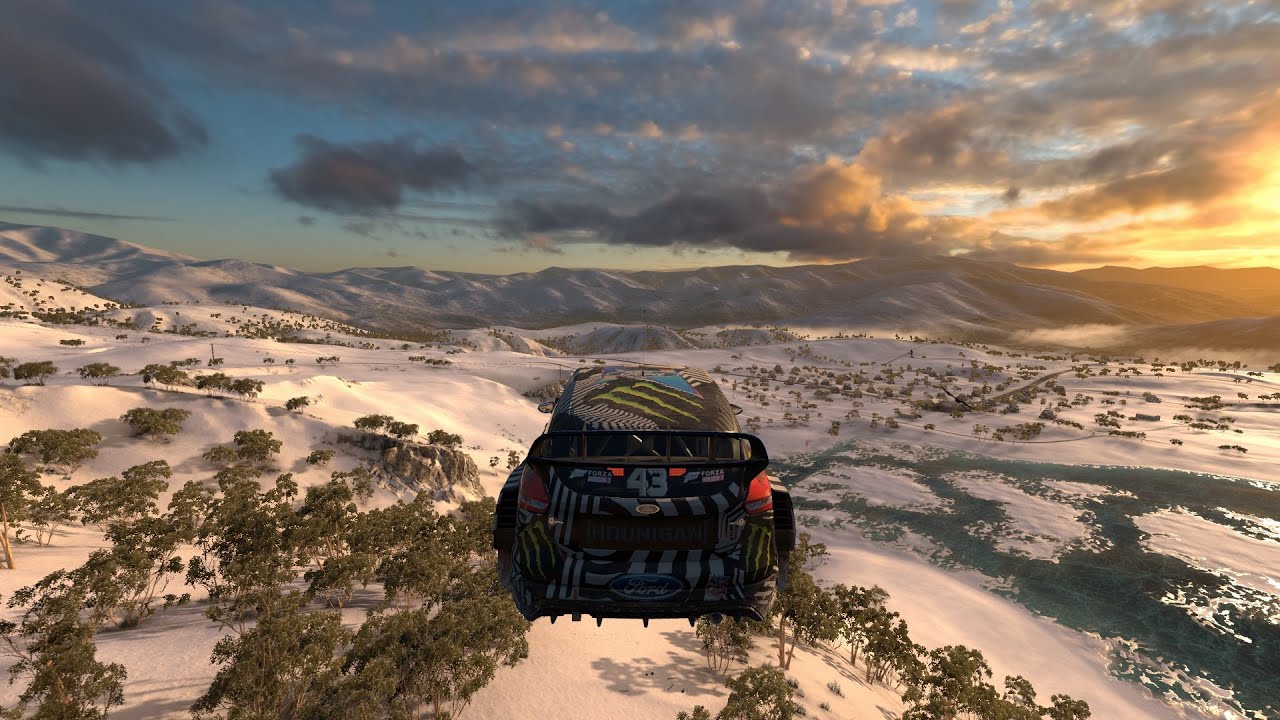 Forza horizon 3 racing down blizzard mountain 