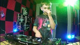 Dj Batu UK live mix