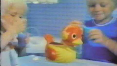 Ice Bird - 1970s kids eating toy TV commercial