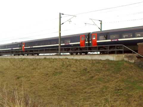 classlink class 91 at speed with horn at eggborough (2).