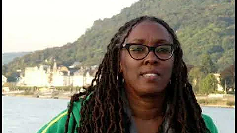 Jeanette Calder leaning towards Recall of MPs .