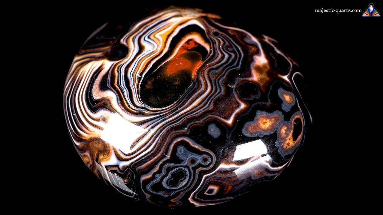P922 - Polished Banded Agate Palmstone /Free Form- High Grade