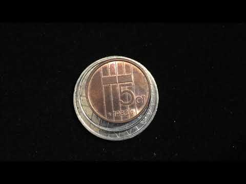 Netherlands 1983 Coin Collection - 5 Cent - 10 Cent - 25 Cent - 1 Gulden - 2 1/2 G - Queen Beatrix