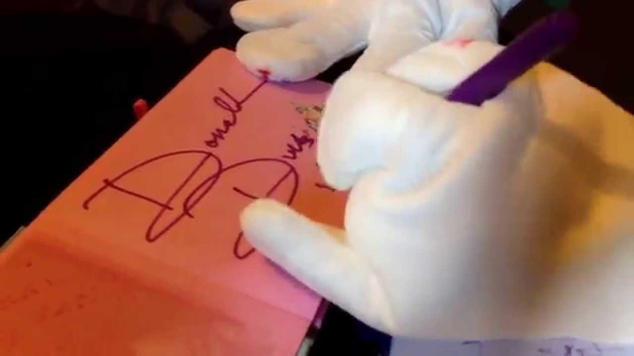 Wdw 投げキス サインを書いているドナルド タスカーハウス Wdw 投げキス サインを書いているドナルド タスカーハウス
